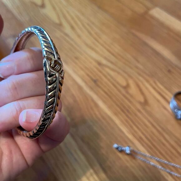 JEWELRY | bundle of 4 bracelets - Picture 6 of 16